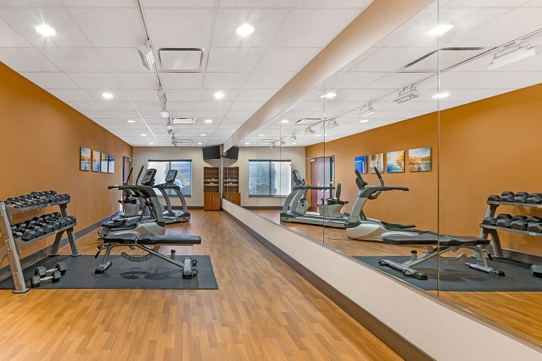 Fitness Center at Comfort Suites Glendale, Glendale